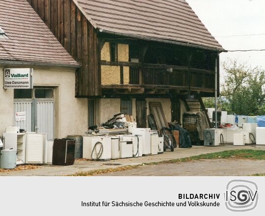 Ehemaliger Bauernhof mit Laubengang in Neiden