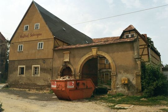 Ehemaliger Dorfgasthof in Sobrigau