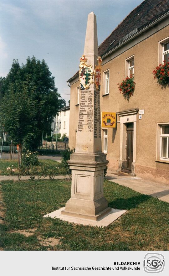 Postsäule in Mügeln