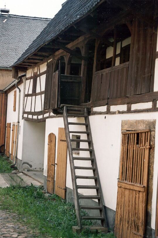 Ehemaliger Bauernhof mit Laubengang in Bubendorf