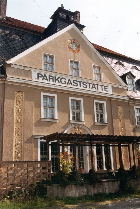 Als Gaststätte genutztes Herrenhaus auf dem Thoßfeller Rittergut