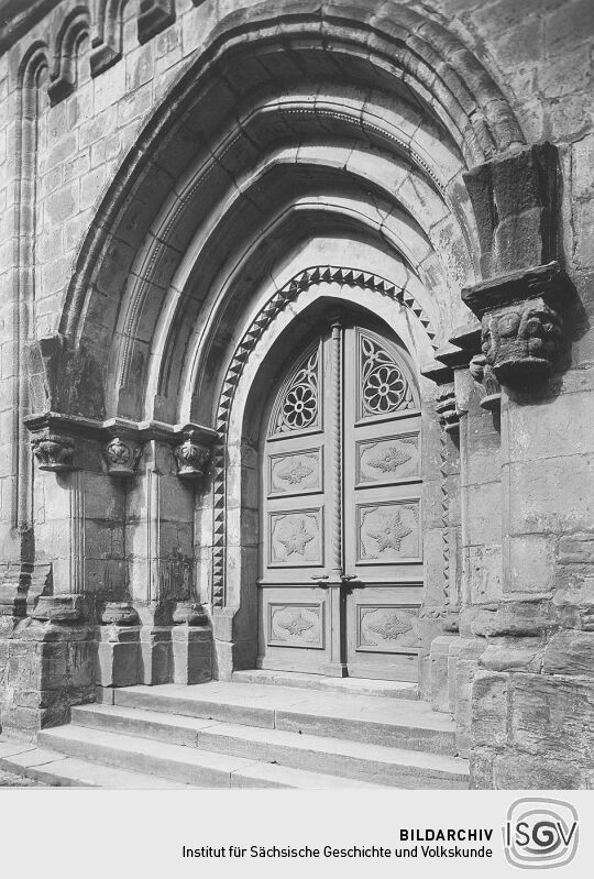 Westportal der Dippoldiswalder Stadtkirche