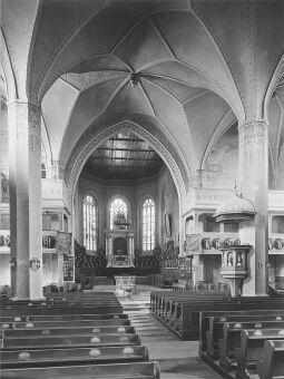 Bild: Inneres der Dippoldiswalder Stadtkirche