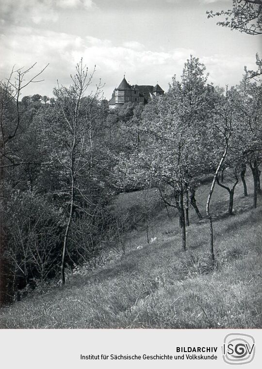 Blick zum Schloss Scharfenberg