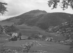 Bild: Blick auf Waltersdorf und die Lausche