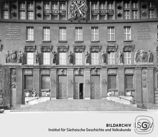 Hauptportal der Deutschen Bücherei in Leipzig