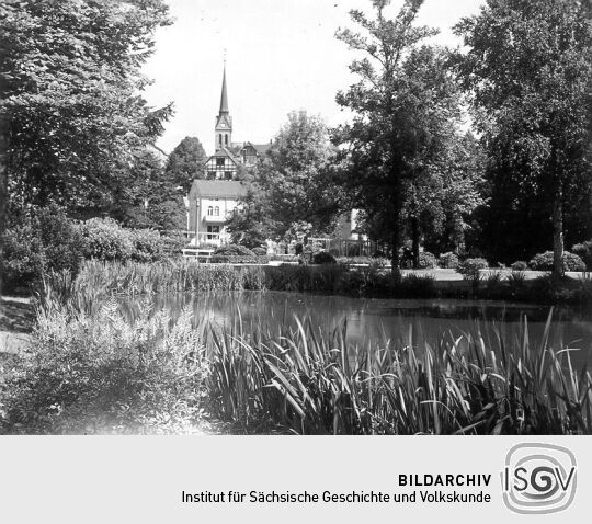 Blick zur Kirche in Bad Elster