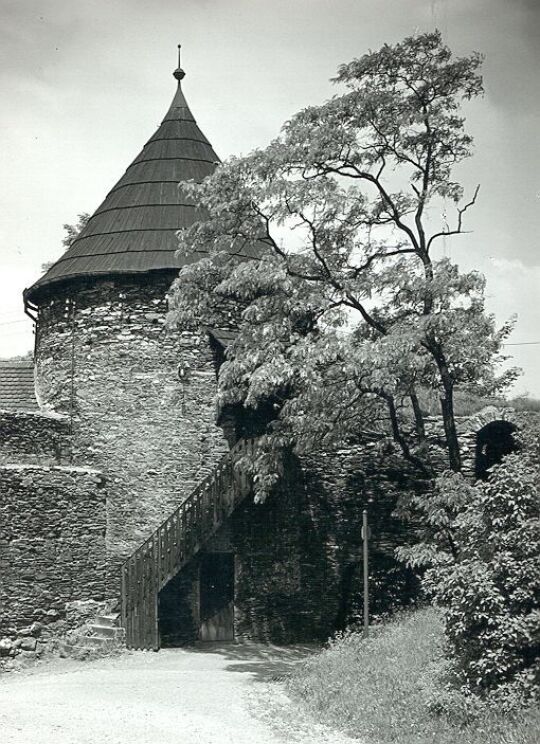 Turm der Burgruine Elsterberg