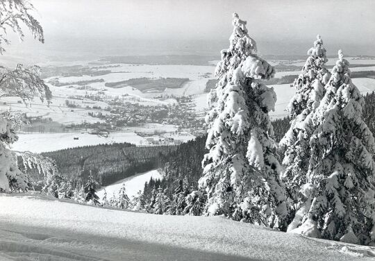 Blick in das winterliche Vogtland bei Erlbach