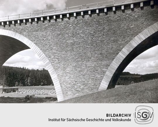 Die Triebtalbrücke bei Altensalz