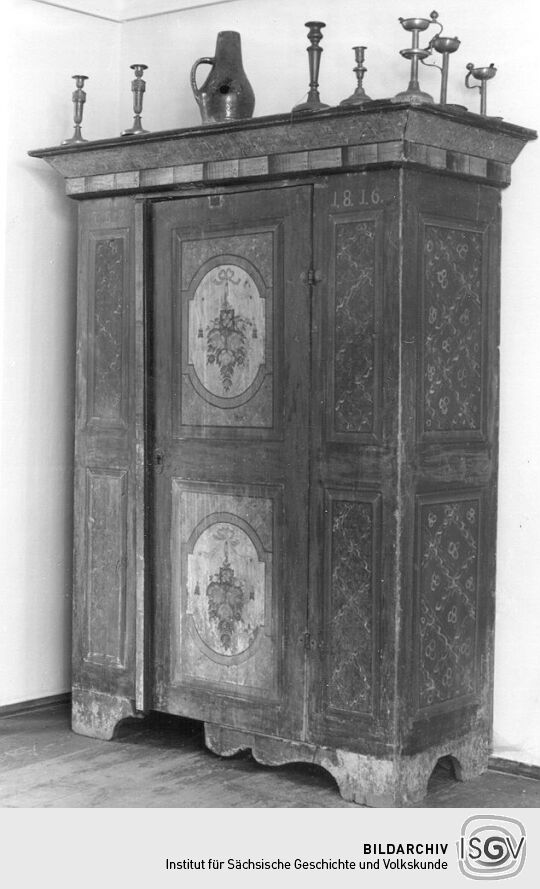 Eintüriger Stollenschrank