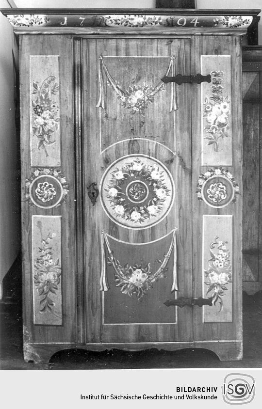 Eintüriger Stollenschrank