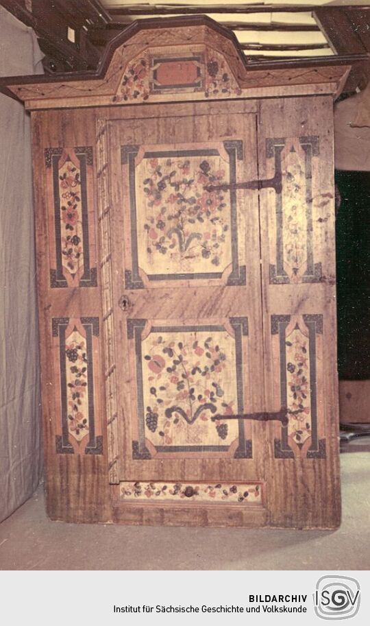 Kastenschrank aus dem Bergbaumuseum Freiberg