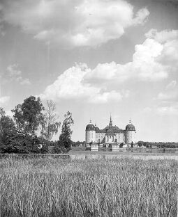 Bild: Blick auf das Jagdschloss Moritzburg