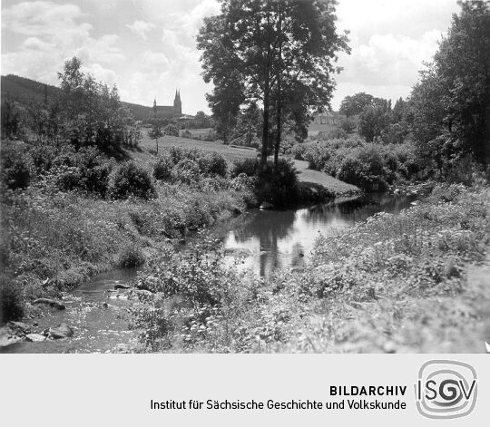 Blick über die Spree zur Kirche von Schirgiswalde