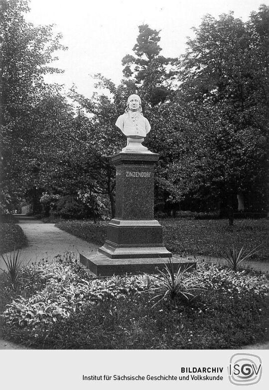 Zinzendorf- Denkmal in Hernnhut
