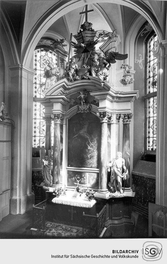 Altar in der Kirche in Elstra