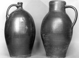 Bild: Tongefässe aus dem Heimatmuseum Sebnitz