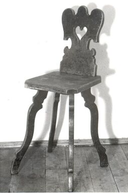 Bild: Brettstuhl aus dem Heimatmuseum Neustadt