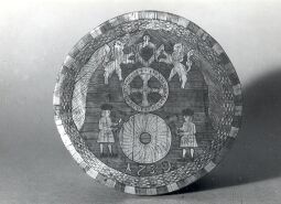 Bild: Verzierte Dose aus dem Heimatmuseum Nossen