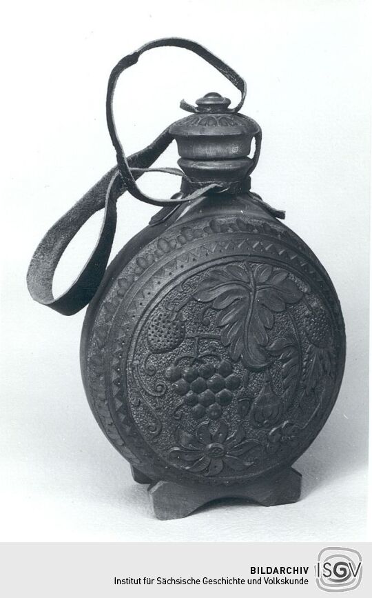 Feldflasche auf der Volkskunstausstellung in Leipzig