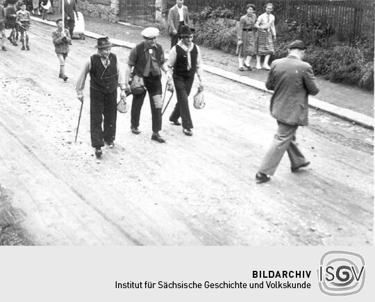 Festzug der Schrebergärtner in Schneeberg-Neustädtel