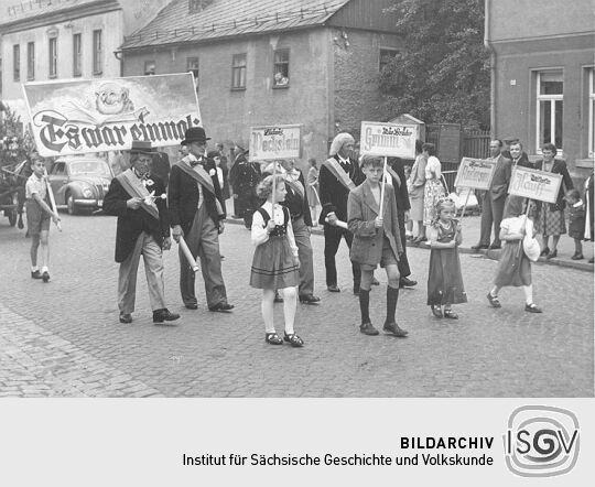 Festzug der Schrebergärtner in Schneeberg-Neustädtel