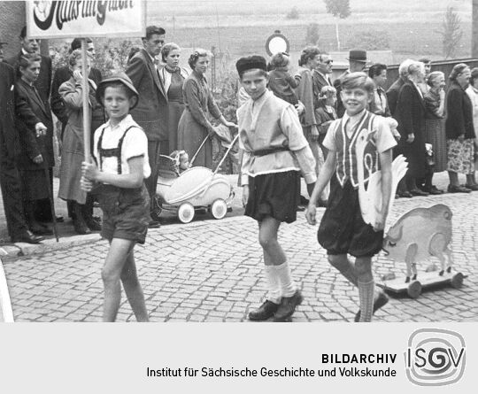 Festzug der Schrebergärtner in Schneeberg-Neustädtel
