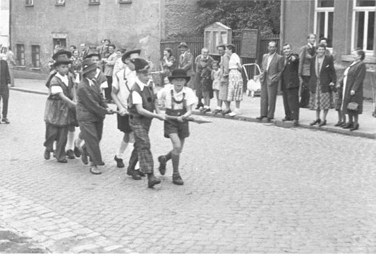 Festzug der Schrebergärtner in Schneeberg-Neustädtel