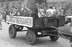 Bild: Festzug der Schrebergärtner in Schneeberg-Neustädtel
