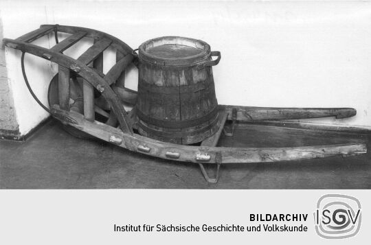 Radberre mit Urinfaß