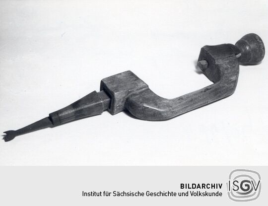 Bohrwinde aus Hartholz