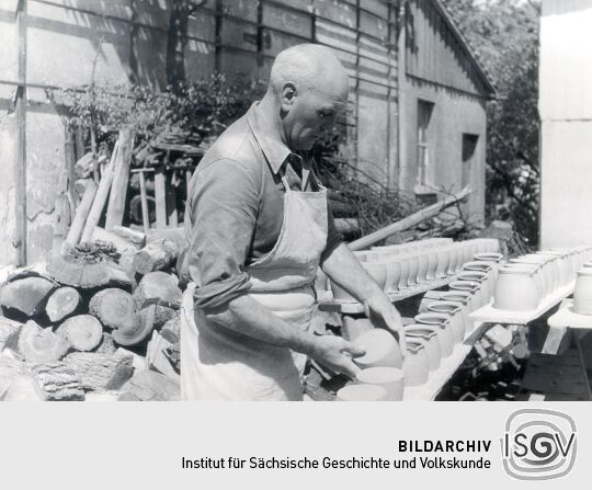 Töpfer-Obermeister Karl Lehmann
