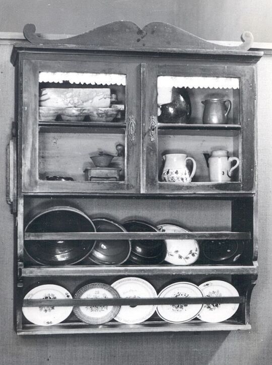 Wandschränkchen im Heimatmuseum Waldenburg