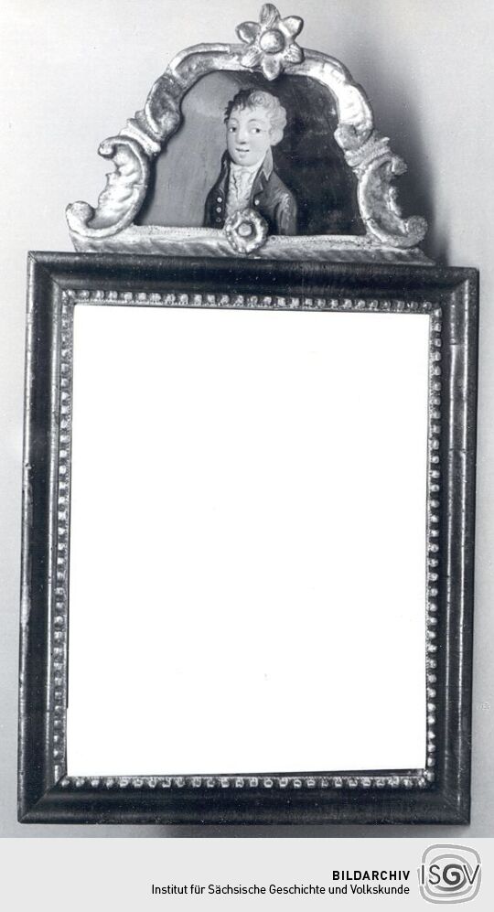 Wandspiegel im Heimatmuseum Sebnitz