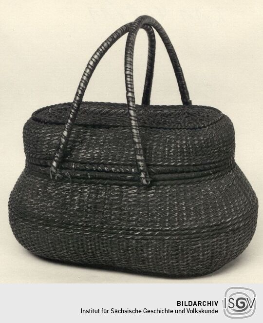 Korb zum Aufbewahren von Garnspulen