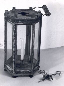 Bild: Hauslaterne und Lichtputze