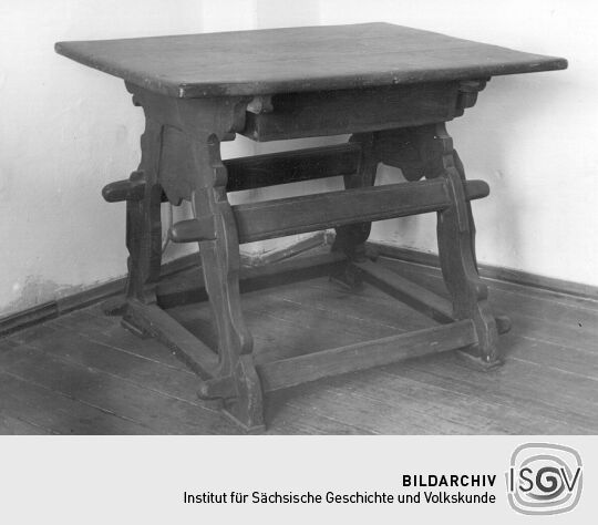 Schragentisch
