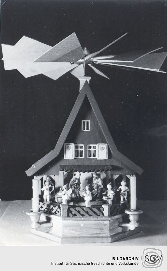 Kleine Pyramide von Kurt Müller aus Schlettau