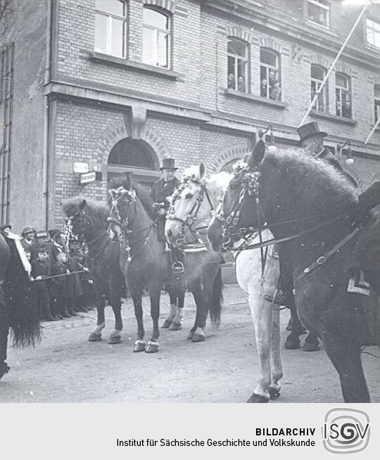 Osterreiter am Sammelplatz