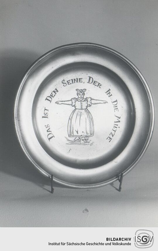 Zinnteller im Heimatmuseum Oschatz