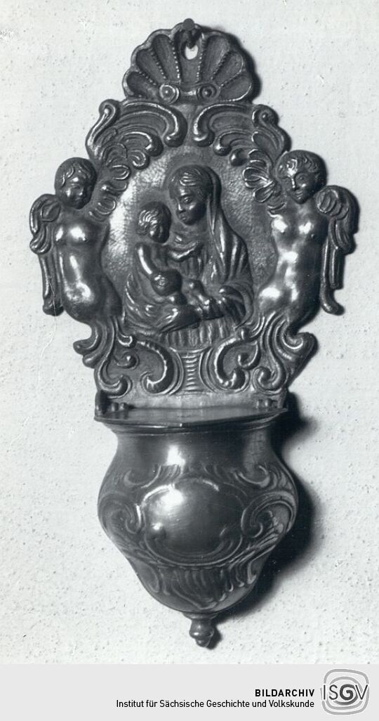 Weihwasserbecken im Kreismuseum Plauen
