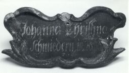 Bild: Kirchenbankschild aus dem Museum Frauenstein