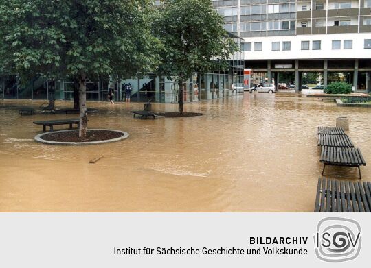 Hochwasser der Weißeritz in der Dresdner Innenstadt