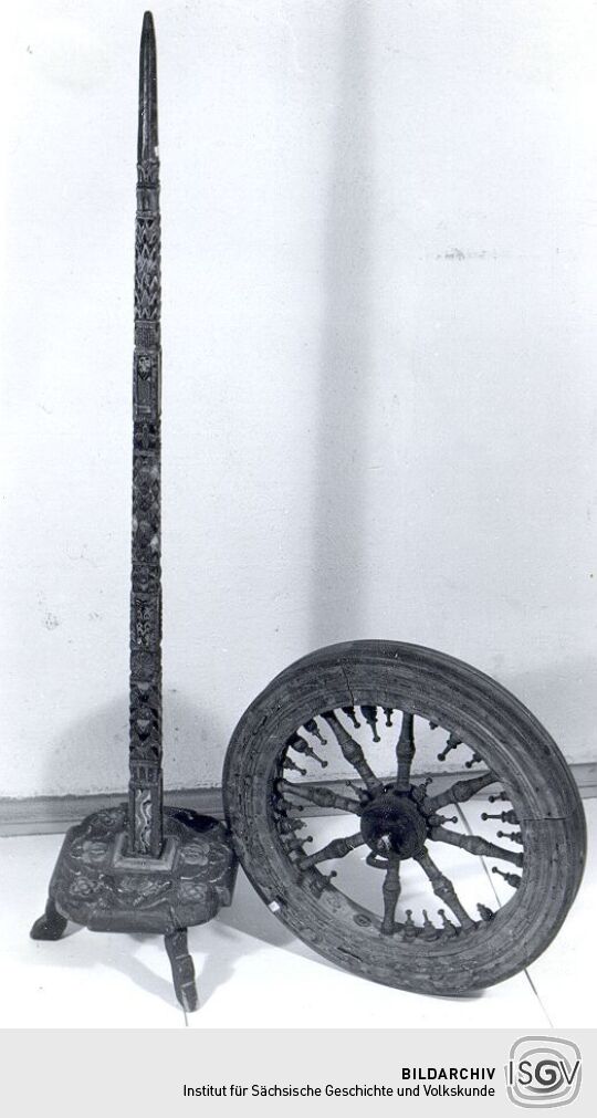 Spinnrocken und -rad