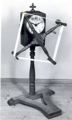 Bild: Garnweife mit Zählwerk