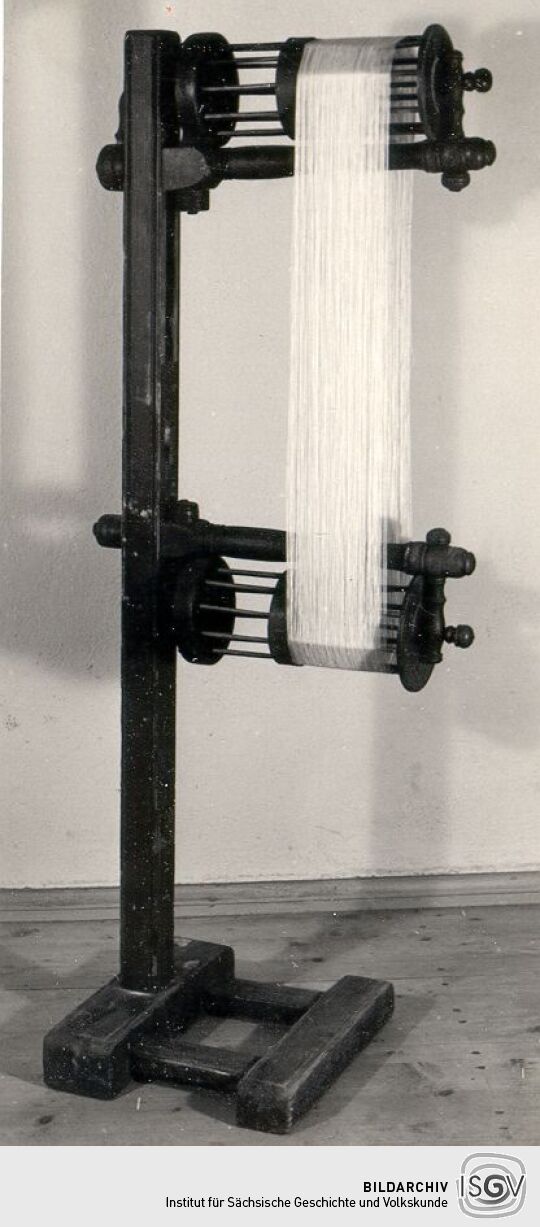 Garnrolle mit Garnsträhn