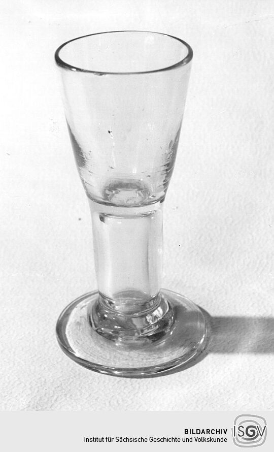 Schnapsglas aus Alt-Oschatz