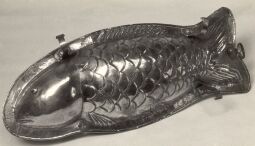 Bild: Fischbackform aus dem Kreismuseum Plauen
