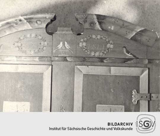 Giebelfeld eines Schrankes aus Eckartsberg